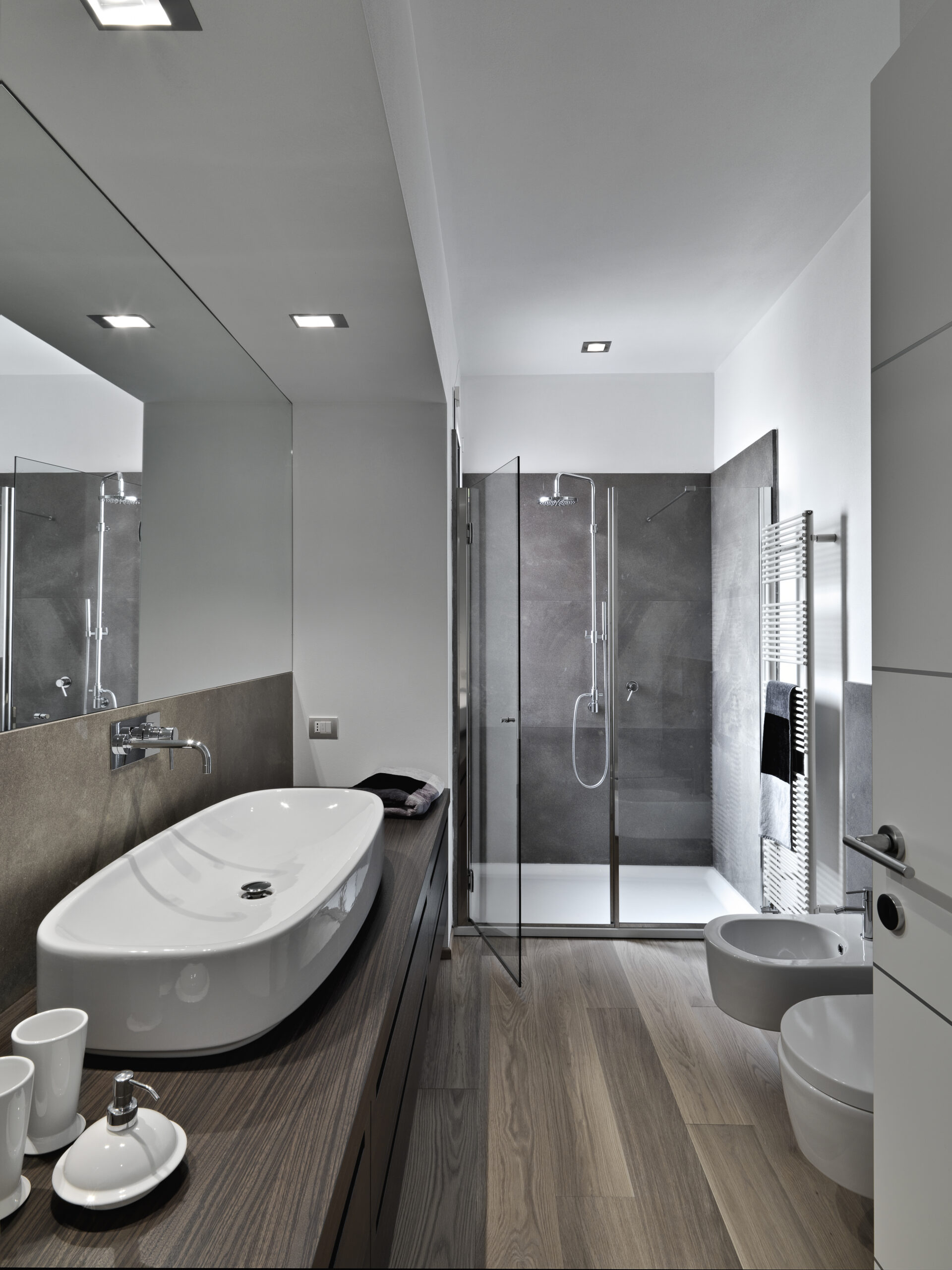 bathroom with lvp flooring